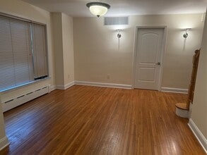 1357 Kew Ave in Hewlett, NY - Building Photo - Building Photo