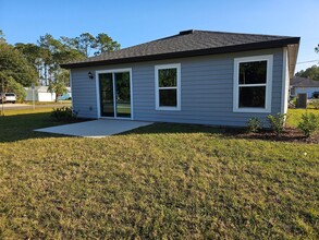 2 Rymshaw Dr in Palm Coast, FL - Building Photo - Building Photo