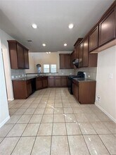7119 Ironwood Forest Dr in Houston, TX - Building Photo - Building Photo