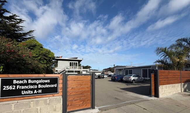 property at 2562 Francisco Blvd