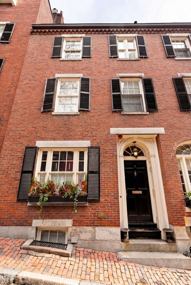 7 Acorn St in Boston, MA - Foto de edificio - Building Photo