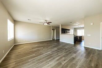 13413 N 129th Dr in El Mirage, AZ - Building Photo - Building Photo