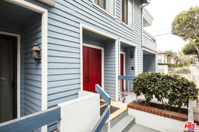 1757 11th St in Santa Monica, CA - Building Photo - Building Photo