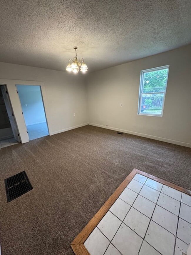 2249 New Haven Ave in Fort Wayne, IN - Building Photo - Building Photo