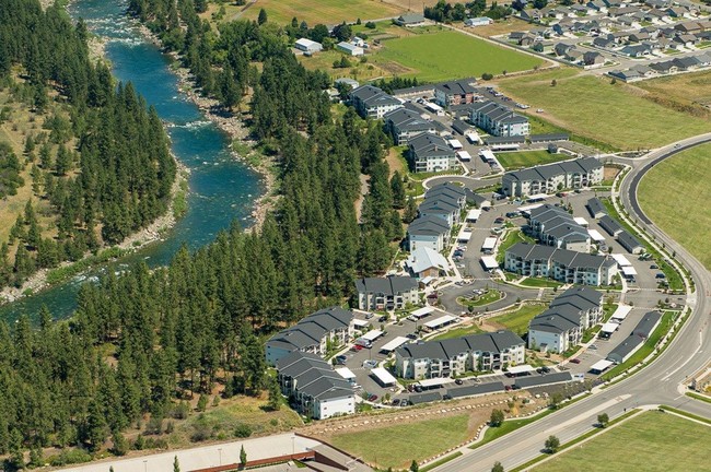 The River House at the Trailhead in Spokane Valley, WA - Foto de edificio - Building Photo