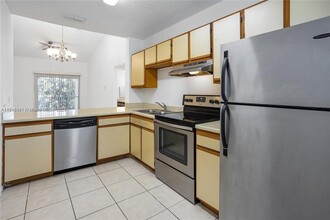 2203 SW 80th Ter, Unit #2203 UPDATED in Miramar, FL - Building Photo - Building Photo