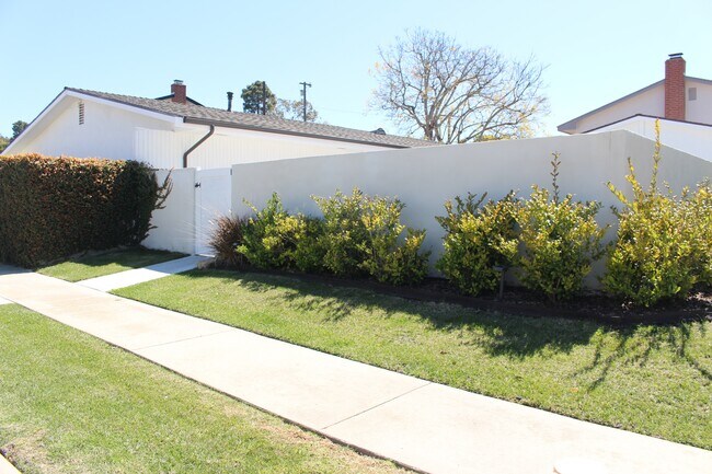 28704 Golden Meadow Dr in Rancho Palos Verdes, CA - Building Photo - Building Photo