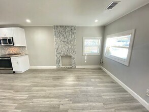 241 E Church Ave in Longwood, FL - Building Photo - Building Photo