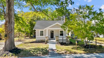 7 Devotion Rd in Scotland, CT - Building Photo