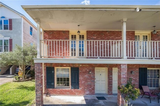 2 Brandon Hall Dr in Destrehan, LA - Building Photo - Building Photo