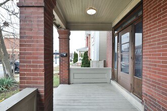 229 E 11th Ave in Columbus, OH - Building Photo - Building Photo