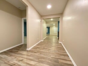 6054 E 112th Pl in Winfield, IN - Building Photo - Building Photo