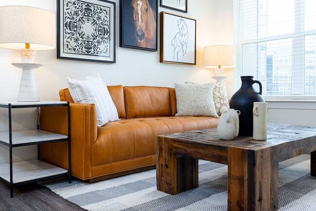 Abri At West Iris in Conyers, GA - Foto de edificio - Building Photo