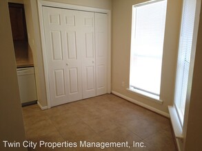 2608 Pecan Ridge Dr in Bryan, TX - Foto de edificio - Building Photo