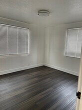 250 E 600 S, Unit Upstairs in Bountiful, UT - Building Photo - Building Photo