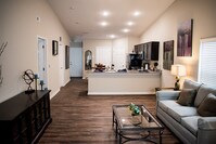 Building Photo - White Oaks Landing Apartments in Dayton, Ohio
