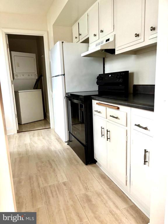 property at 19 Walnut St