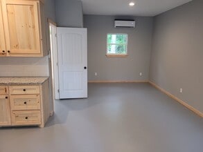 340 Pr Rd 6790 in Colmesneil, TX - Foto de edificio - Building Photo