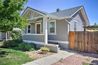 1260 Clinton St in Aurora, CO - Building Photo - Building Photo