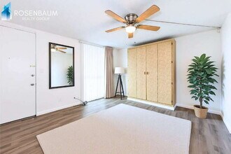 6320 N 16th St, Unit 214 in Phoenix, AZ - Building Photo - Building Photo