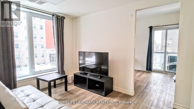 268 Lester St in Waterloo, ON - Building Photo - Building Photo