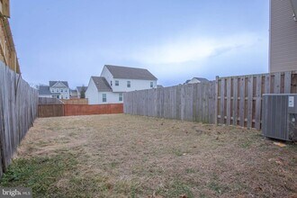 440 Rumbling Rock Rd in Hedgesville, WV - Building Photo - Building Photo