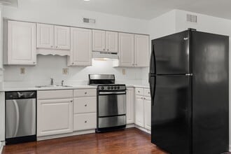 61 Faris Cir in Greenville, SC - Building Photo - Building Photo