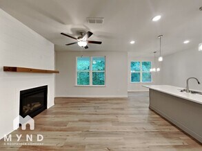 757 Riverwood Pass in Dallas, GA - Building Photo - Building Photo