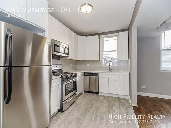 3743 W Armitage Ave in Chicago, IL - Building Photo - Building Photo