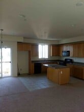 1710 Liberty Pointe Way in San Leandro, CA - Building Photo - Building Photo