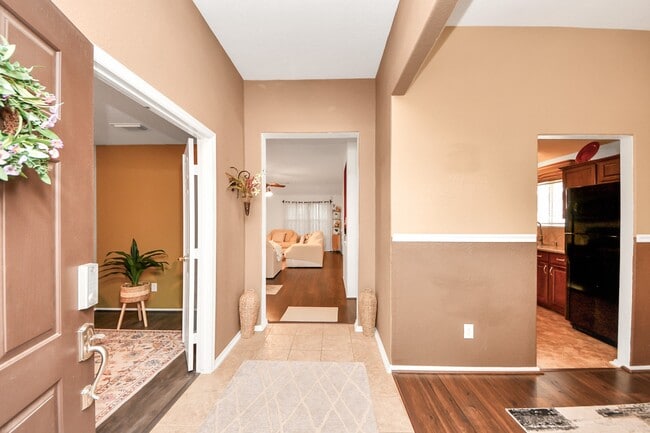 property at 8714 7 Pines Ln