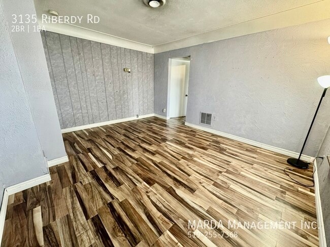 3135 Riberdy Rd in Windsor, ON - Building Photo - Building Photo