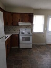 7912 E 48 Terrace in Kansas City, MO - Building Photo - Building Photo