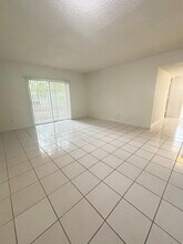 11501 NW 44th St in Coral Springs, FL - Building Photo - Building Photo