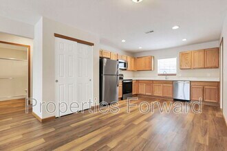 3854 Elm St in Grove City, OH - Building Photo - Building Photo