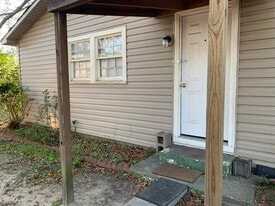 214 S George St in Petal, MS - Building Photo