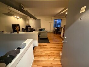 1017 Jefferson St in Hoboken, NJ - Building Photo - Building Photo