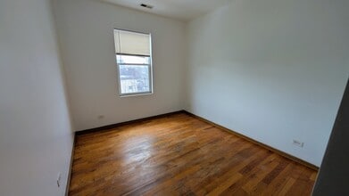 1259 S Kolin Ave in Chicago, IL - Building Photo - Building Photo