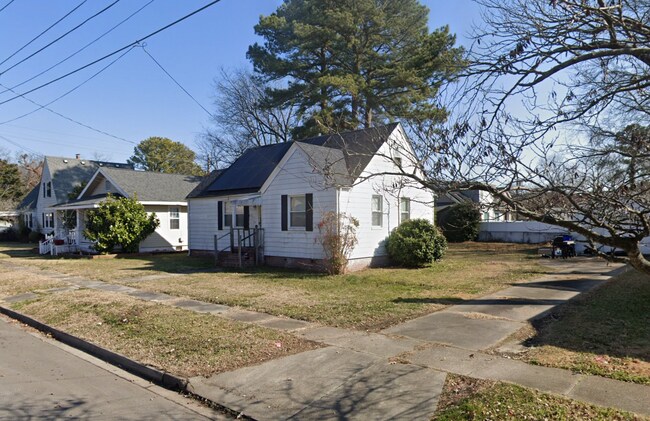 2730 Vimy Ridge Ave in Norfolk, VA - Building Photo - Building Photo