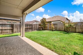 11150 Honeysuckle Haven Dr in Cypress, TX - Building Photo - Building Photo