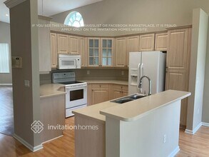 15871 NW 14th Rd in Pembroke Pines, FL - Foto de edificio - Building Photo