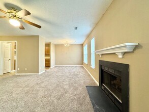 1 Meadowood Glen Way in Greensboro, NC - Building Photo - Building Photo