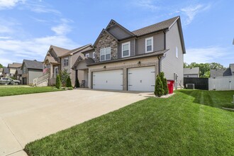 1148 Christian James Ct in Clarksville, TN - Building Photo - Building Photo