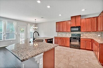 1705 Uhland Dr in Leander, TX - Building Photo - Building Photo