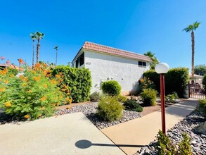 45210 Panorama Dr in Palm Desert, CA - Building Photo - Building Photo