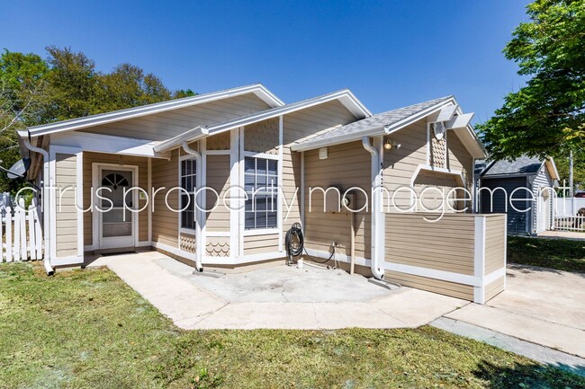 5427 Pullman Dr in Orlando, FL - Building Photo - Building Photo