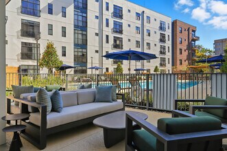 AMLI Old 4th Ward in Atlanta, GA - Foto de edificio - Building Photo