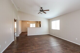 1453 E Kelsi Ave in San Tan Valley, AZ - Building Photo - Building Photo
