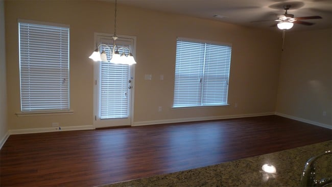 92 Greenfield Dr in Dawsonville, GA - Building Photo - Building Photo