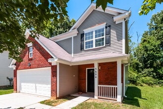5604 Chiefly Ct in Charlotte, NC - Building Photo - Building Photo